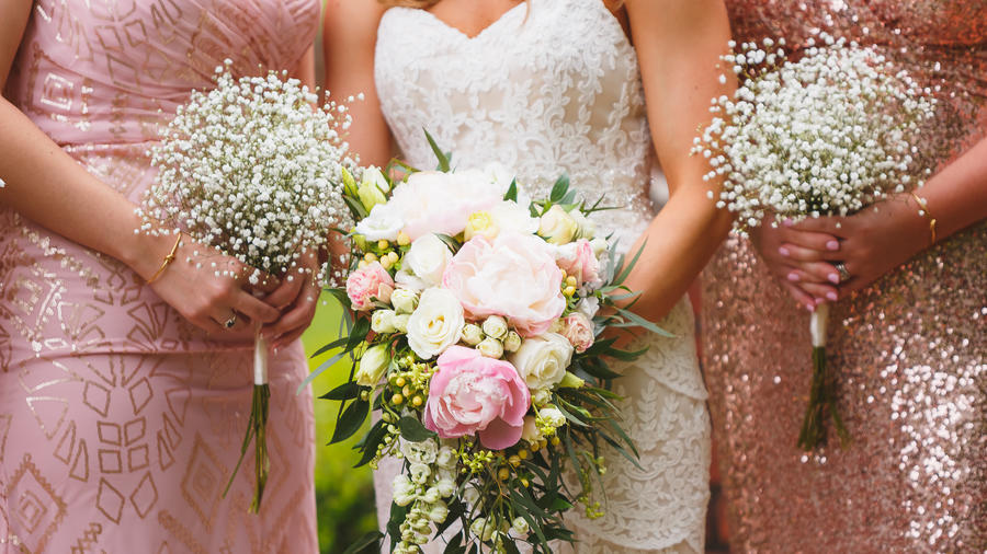 How to Choose a Wedding Color Palette: 5 Signature Palettes to Explore